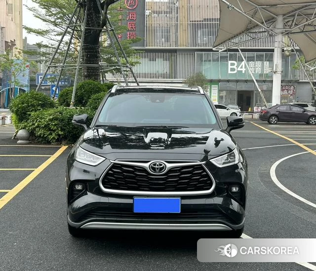 Toyota Highlander 2023 Черный из Китая, фото 6