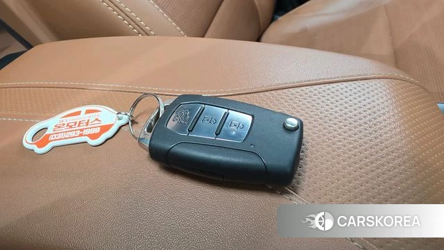 Ssangyong Torres 2022 Серый из Кореи, фото 6