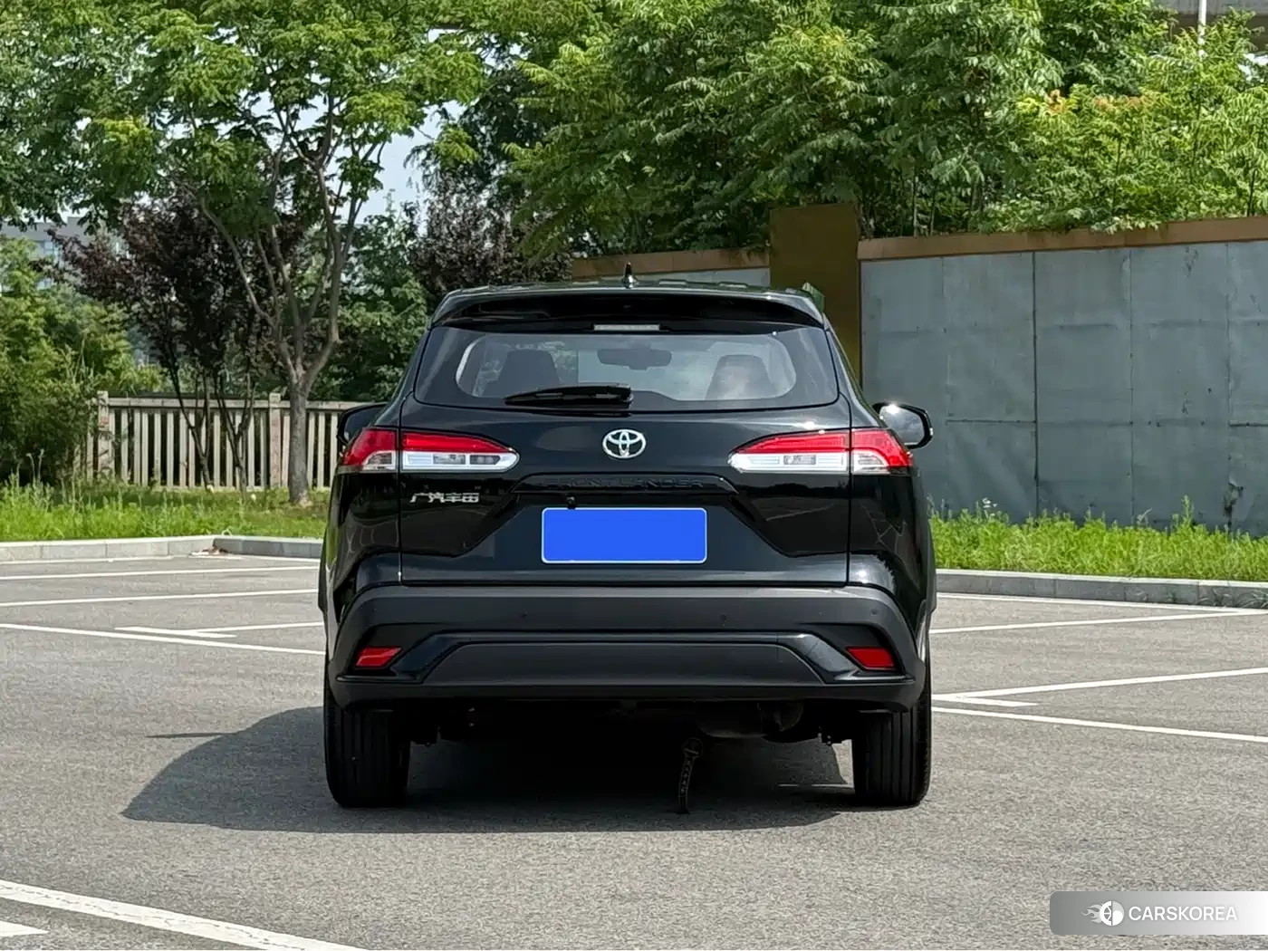 Toyota Frontlander 2023 Черный из Китая, фото 6