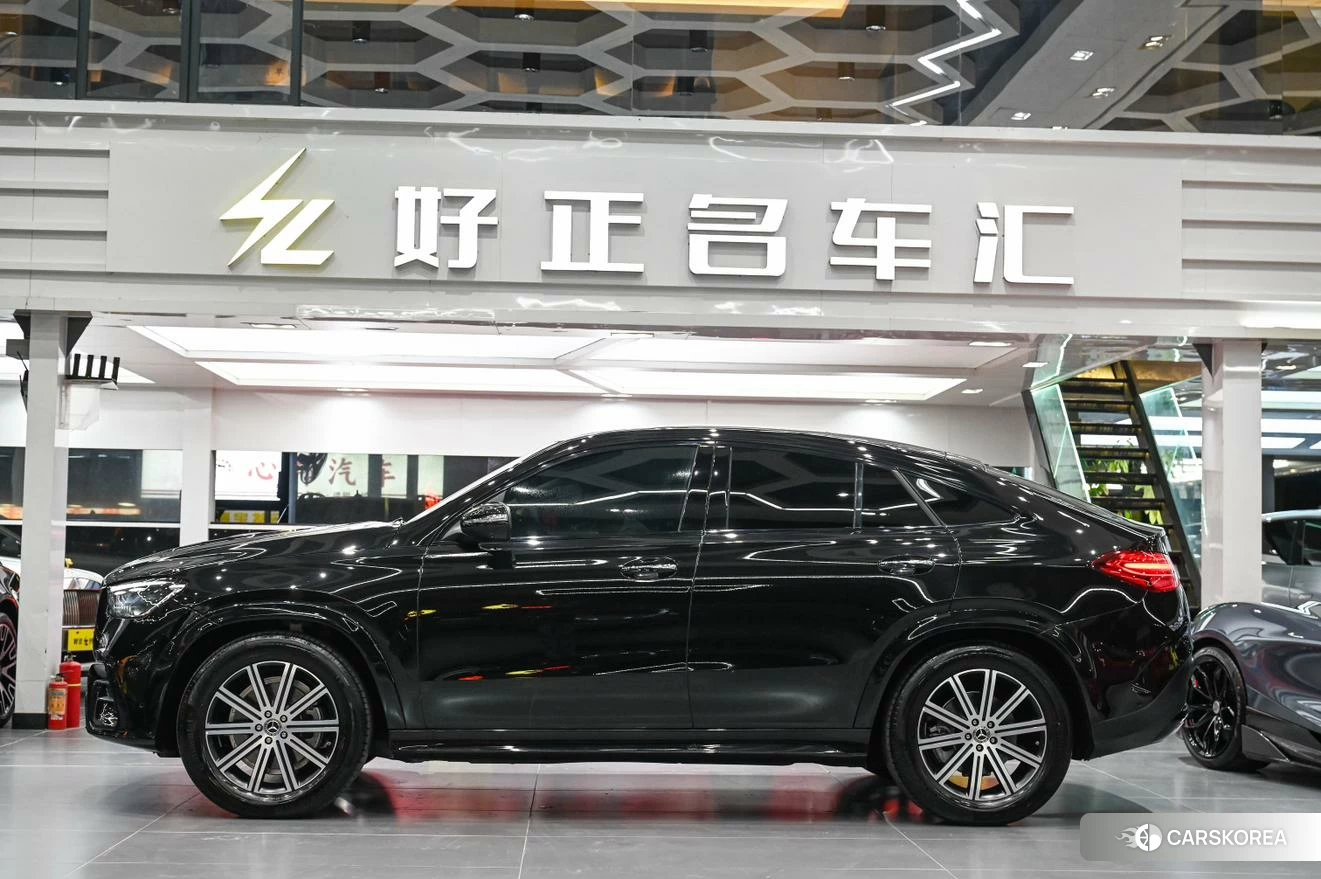 Mercedes-Benz GLE 2023 Черный из Китая, фото 6