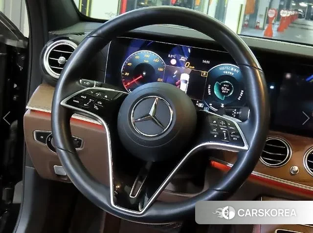 Mercedes-Benz E-Class W213 2021 Черный из Кореи, фото 6