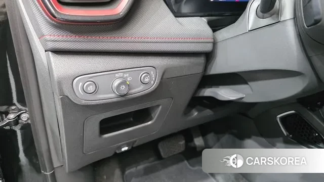 Chevrolet (GM Daewoo) The New Trail Blazer 2025 Черный из Кореи, фото 6