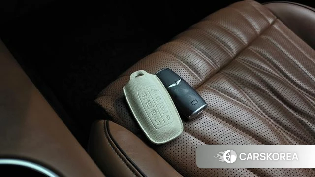 Genesis GV70 2022 Серый из Кореи, фото 6