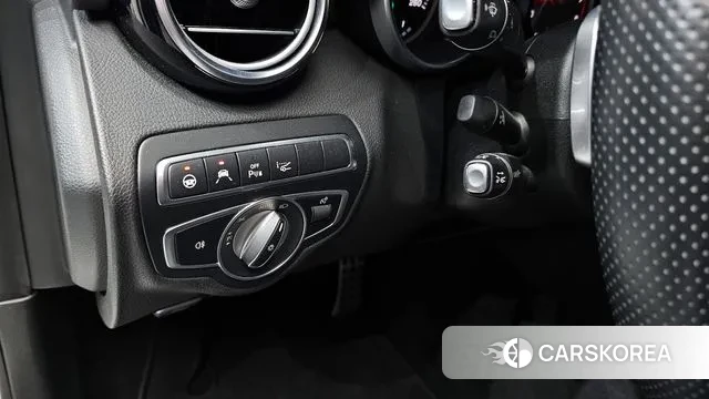 Mercedes-Benz C-Class W205 2018 Белый из Кореи, фото 6