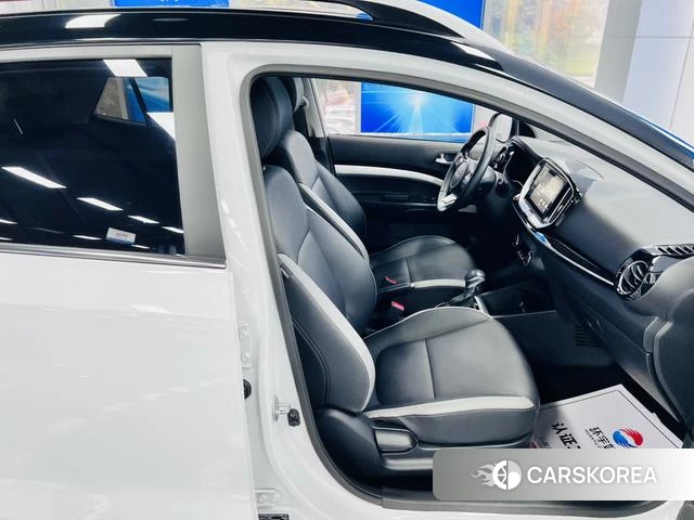 Kia Yi Ran 2022 Белый из Китая, фото 6