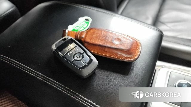 Ford Explorer 6th Generation 2020 Белый из Кореи, фото 6