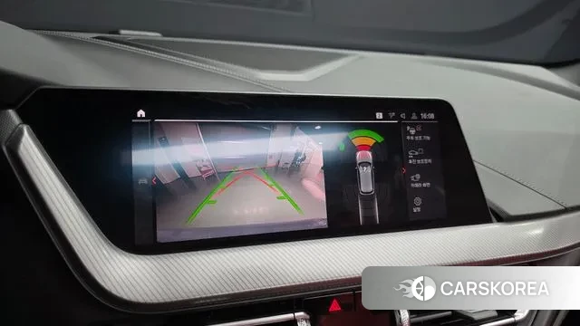 BMW 1 Series (F40) 2021 Светло-серебряный цвет из Кореи, фото 6