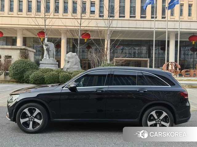 Mercedes-Benz GLC 2023 Черный из Китая, фото 6