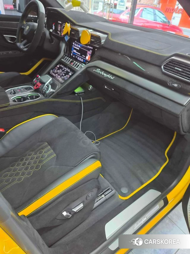 Lamborghini Urus 2024 Желтый из Кореи, фото 6