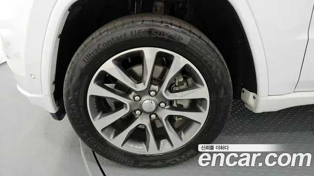 Jeep Grand Cherokee id 2681809 из Кореи 6