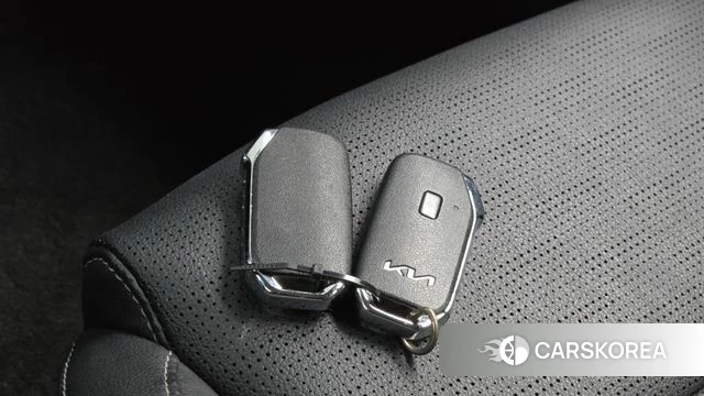 Kia The New K3 2nd generation 2023 Серый из Кореи, фото 6