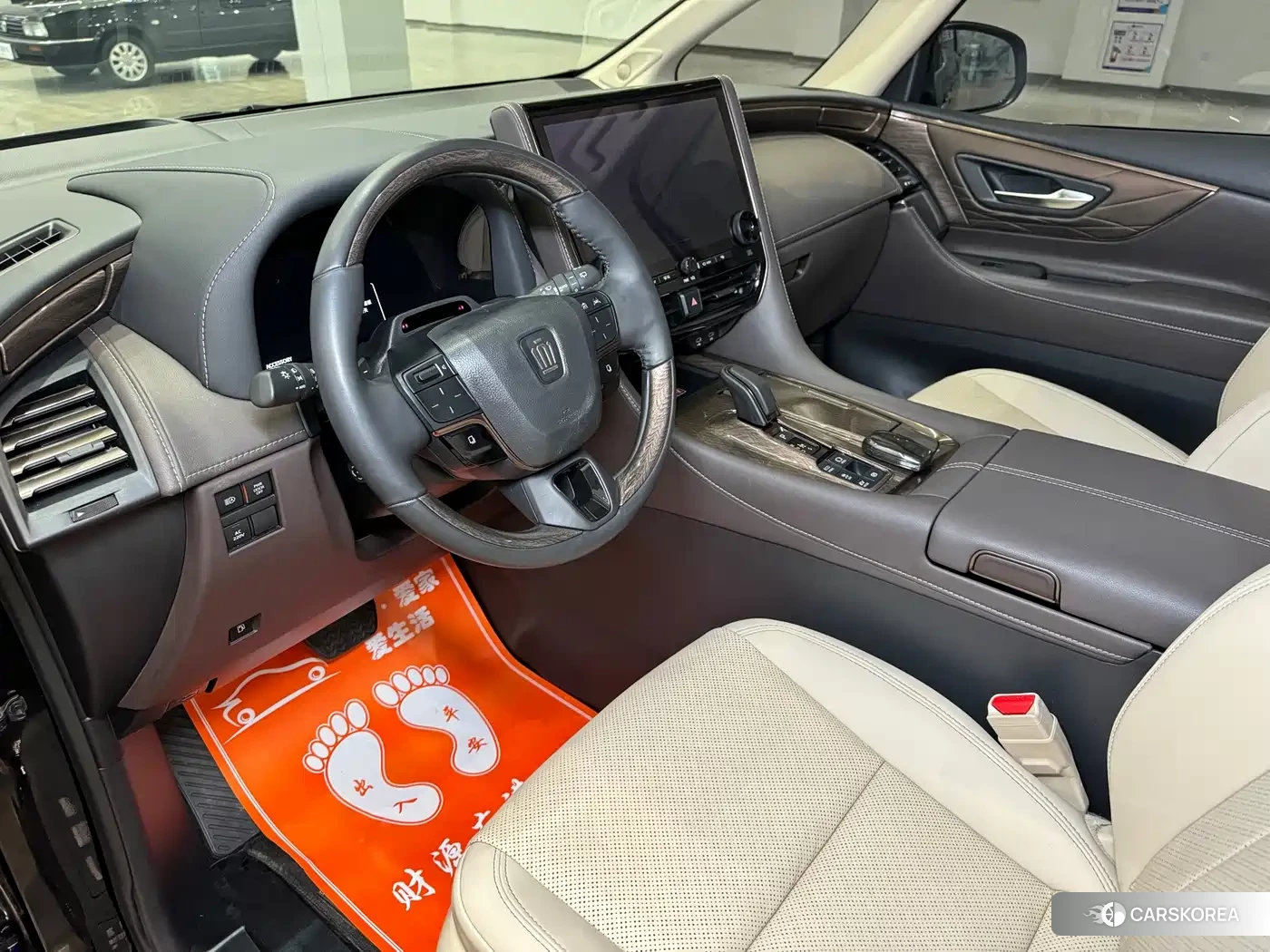 Toyota Vellfire 2023 Черный из Китая, фото 6
