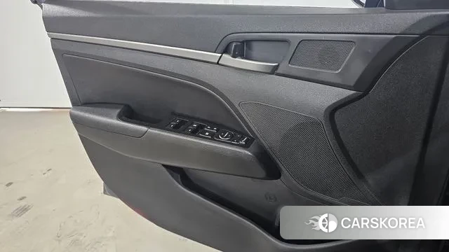 Hyundai Avante AD 2018 Серый из Кореи, фото 6