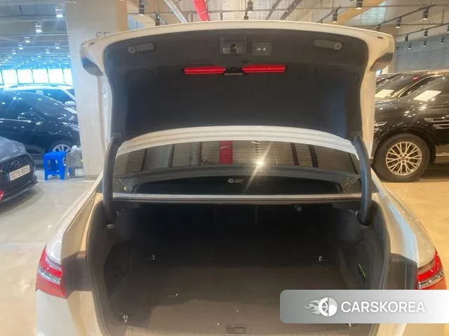 Audi A6 (C8) 2023 Белый из Кореи, фото 6