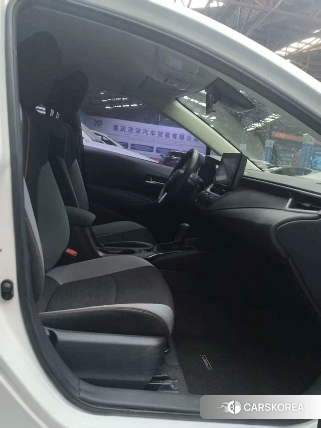 Toyota Corolla 2023 Белый из Китая, фото 6