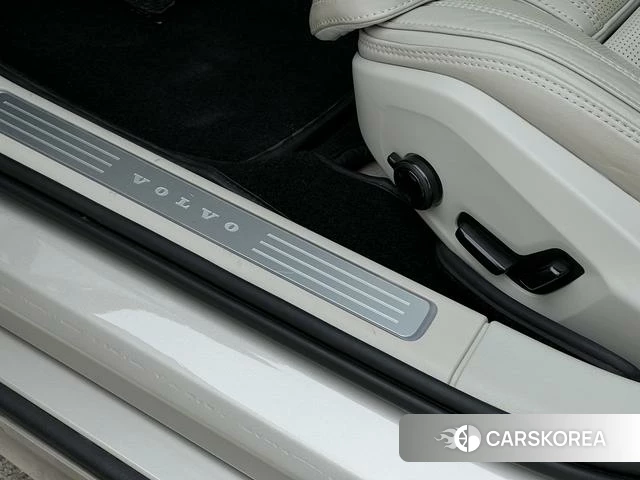 Volvo S90 PHEV 2019 Серебристо-серый из Китая, фото 6