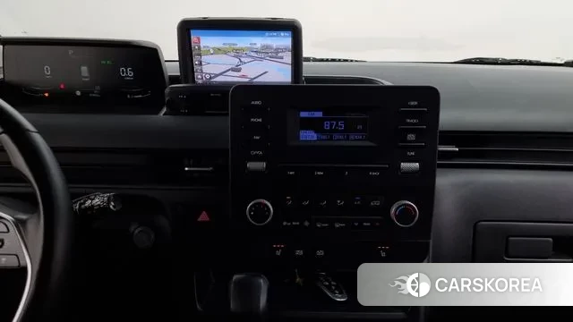 Hyundai Staria 2021 Желтый из Кореи, фото 6