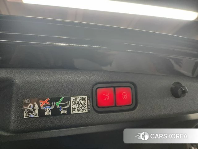 Mercedes-Benz E-Class W214 2025 Черный из Кореи, фото 6