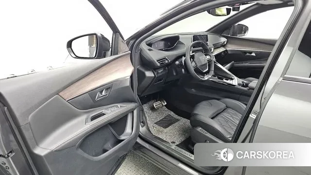 Peugeot 5008 second generation 2024 Серый из Кореи, фото 6