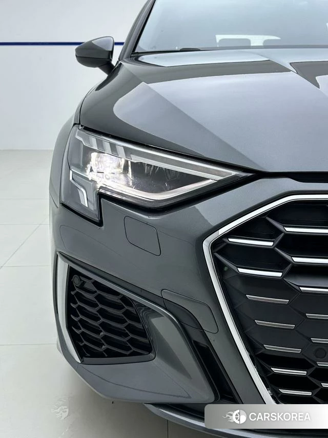Audi A3 2023 Темно-серый из Китая, фото 6