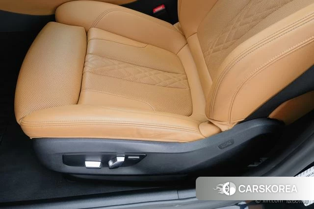 BMW 5 series (imported) 2024 Черный из Китая, фото 6