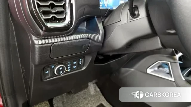 Ford Ranger 4th Generation 2023 Красный из Кореи, фото 6