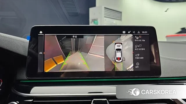 BMW 5 Series (G30) 2023 Белый из Кореи, фото 6