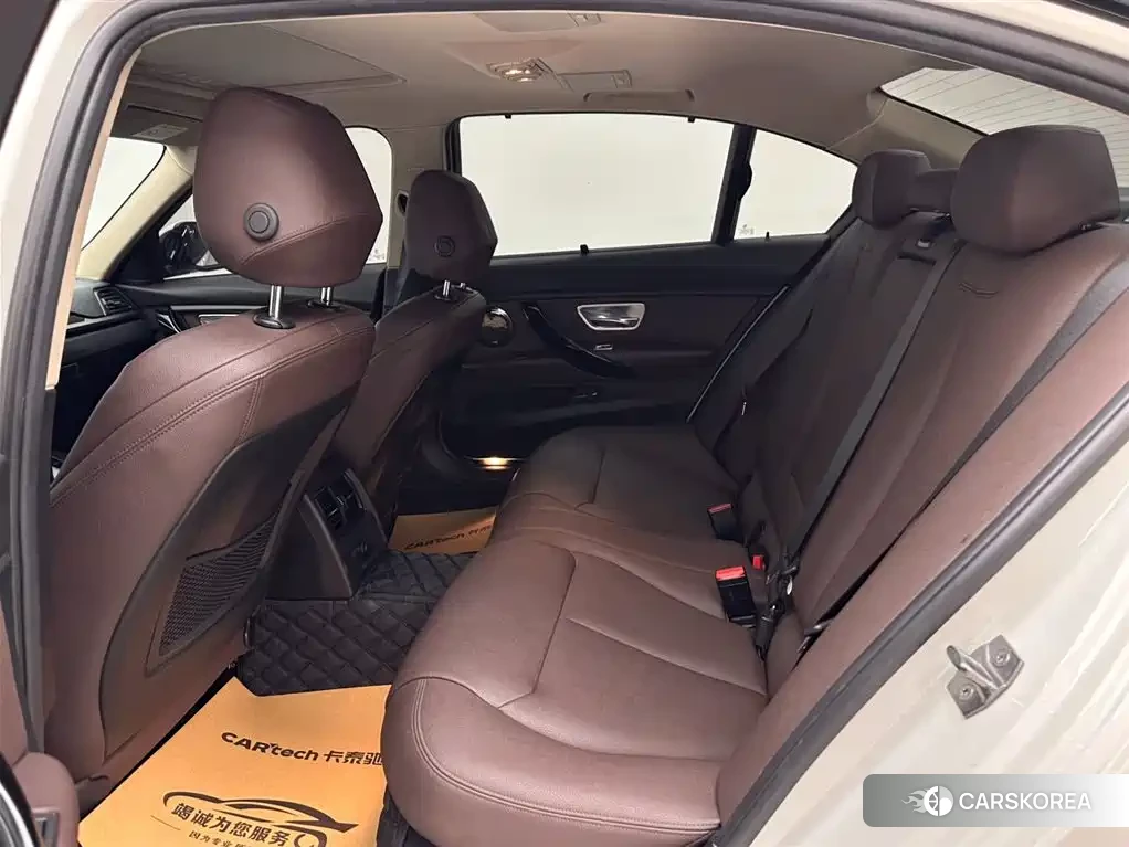 BMW 3 series 2018 Белый из Китая, фото 6