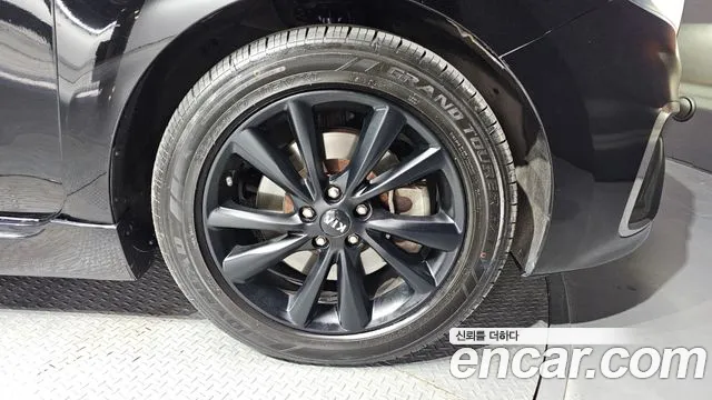 Kia The New Carnival 2019 Черный из Кореи, фото 6