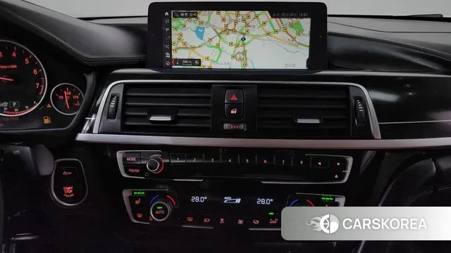 BMW 4 Series (F32) 2018 Белый из Кореи, фото 6