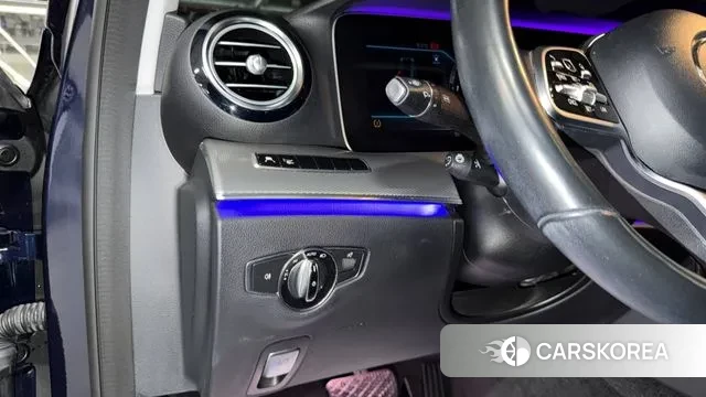 Mercedes-Benz E-Class W213 2018 Синий из Кореи, фото 6