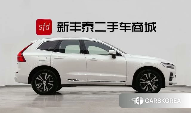 Volvo XC60 2024 Белый из Китая, фото 6