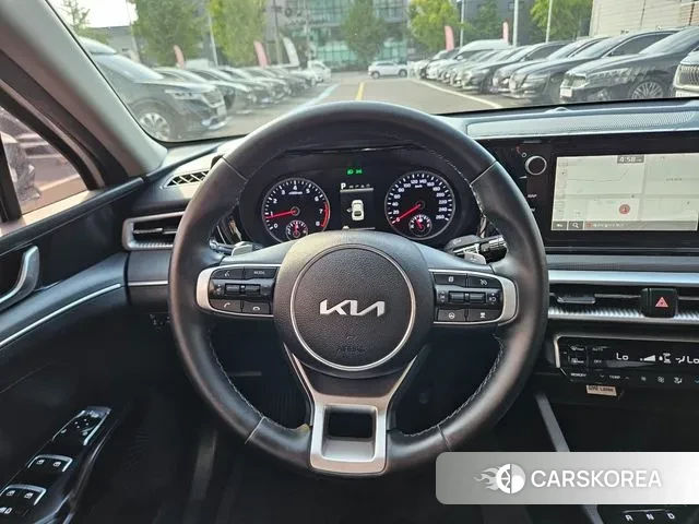 Kia K5 3rd generation 2022 Белый из Кореи, фото 6