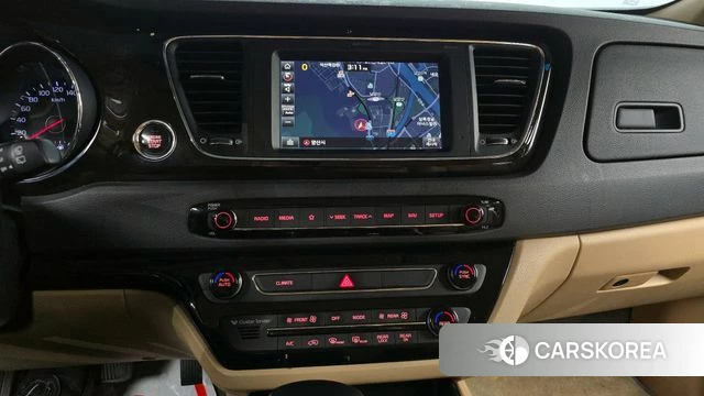 Kia The New Carnival 2019 Белый из Кореи, фото 6