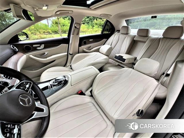 Mercedes-Benz E-Class W213 2019 Черный из Кореи, фото 6
