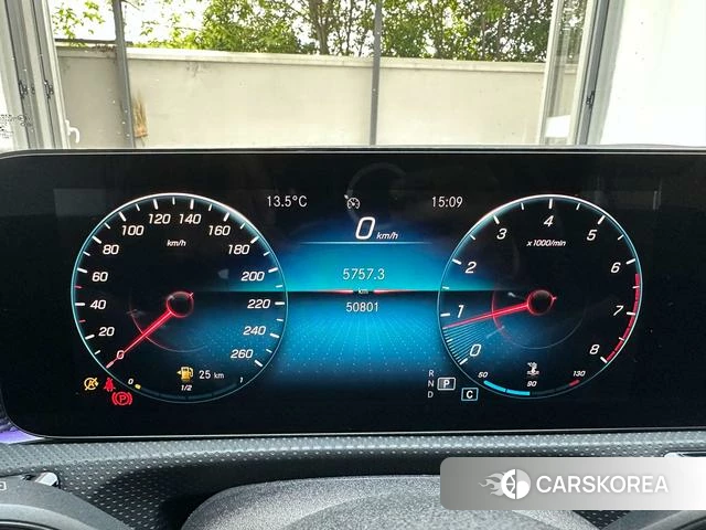 Mercedes-Benz Class A 2021 Красный из Китая, фото 6