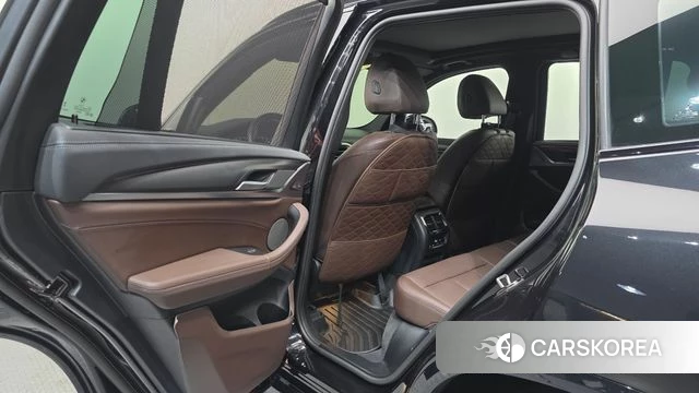 BMW X3 (G01) 2024 Черный из Кореи, фото 6