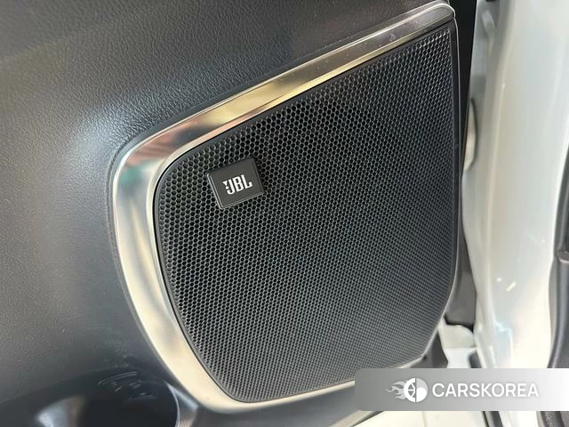 Toyota Elfa 2021 Белый из Китая, фото 6