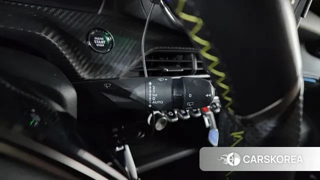 Peugeot e-2008 second generation 2021 Оранжевый из Кореи, фото 6