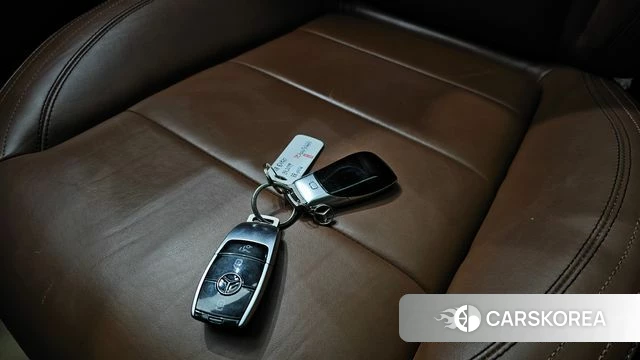 Mercedes-Benz E-Class W213 2019 Белый из Кореи, фото 6