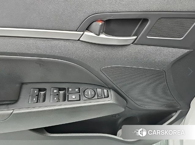 Hyundai The New Avante AD 2019 Белый из Кореи, фото 6