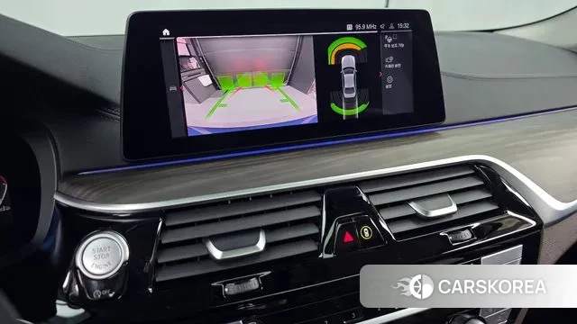 BMW 5 Series (G30) id 3391112 из Кореи 6