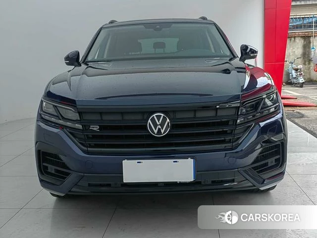 Volkswagen Touareg 2024 Синий из Китая, фото 6
