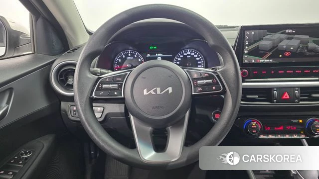 Kia The New K3 2nd generation 2022 Белый из Кореи, фото 6