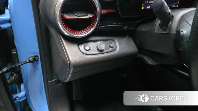 Chevrolet (GM Daewoo) Trax Crossover 2023 Синий из Кореи, фото 6