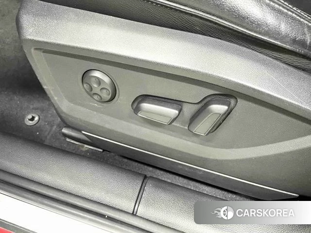 Audi Q2L 2022 Красный из Китая, фото 6