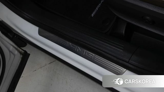 Mercedes-Benz GLB-Class X247 2025 Белый из Кореи, фото 6