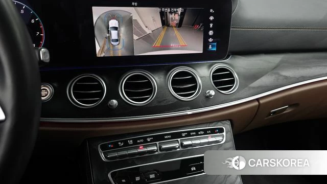 Mercedes-Benz E-Class W213 2023 Белый из Кореи, фото 6