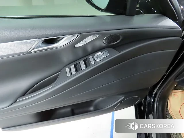 Genesis G80 (RG3) 2020 Черный из Кореи, фото 6