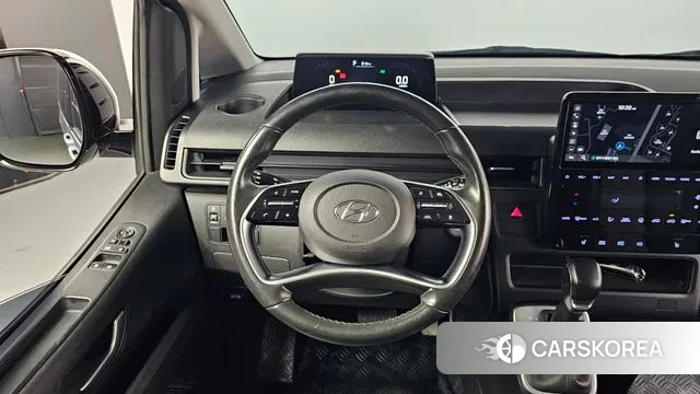 Hyundai Staria 2022 Серебристо-серый из Кореи, фото 6